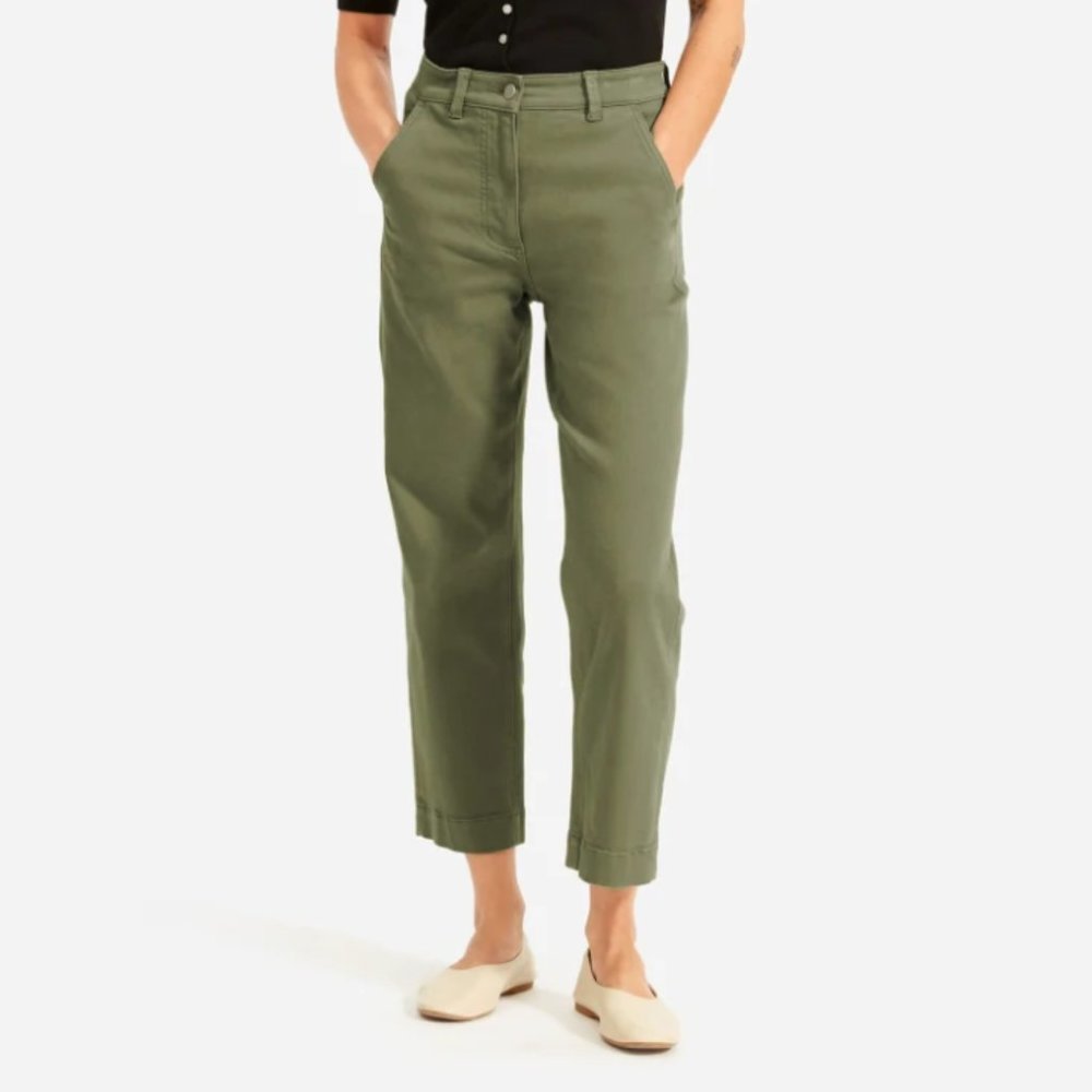 Everlane | The Straight Leg Crop Short In Surplus Sz. 2